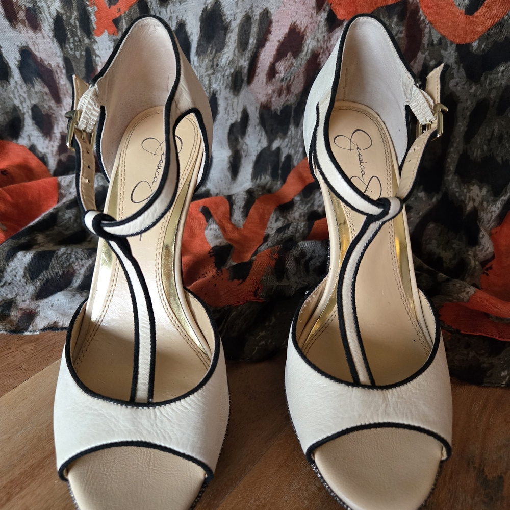 Jessica Simpson Black and White Heels